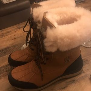 UGG Adirondack 2 Chestnut Boots 9